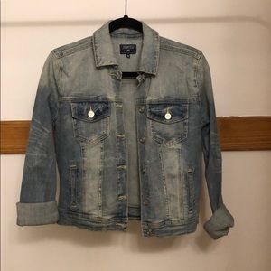 Women’s Denim Jacket
